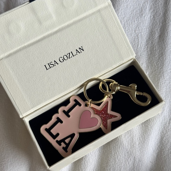 Lisa Gozlan LA Keychain - Picture 1 of 4